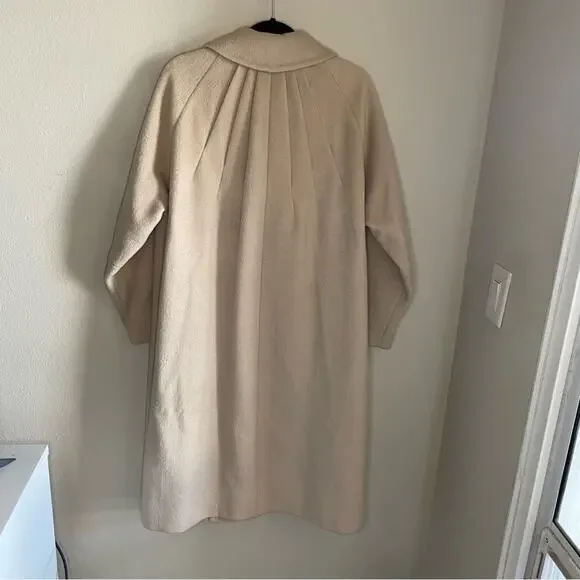 Vintage Cream Women's Coat - Picture 12 of 14